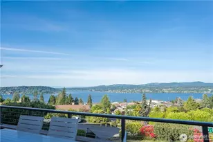 10861 Auburn Ave S, Seattle, WA 98178 - Photo 3