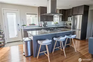 10861 Auburn Ave S, Seattle, WA 98178 - Photo 9
