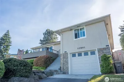 10861 Auburn Avenue S, Seattle, WA 98178 - Photo 1