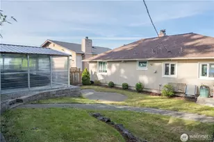 10861 Auburn Ave S, Seattle, WA 98178 - Photo 19