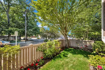 4720 Interlake Avenue N, Seattle, WA 98103 - Photo 33