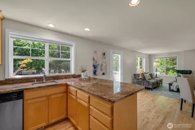 4720 Interlake Avenue N, Seattle, WA 98103 - Photo 15