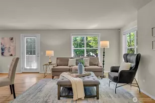 4720 Interlake Ave N, Seattle, WA 98103 - Photo 5