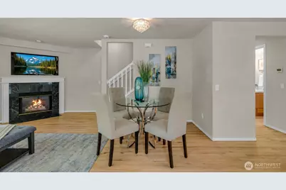 4720 Interlake Avenue N, Seattle, WA 98103 - Photo 11