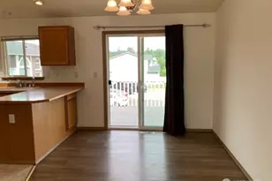 10429 56th Dr NE, Marysville, WA 98270 - Photo 3
