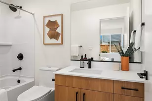 223 NE 75th St, Seattle, WA 98115 - Photo 5