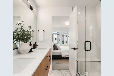 223 NE 75th Street, Seattle, WA 98115 - Photo 29