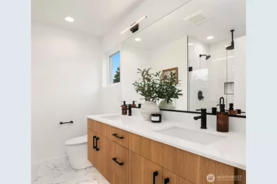 223 NE 75th Street, Seattle, WA 98115 - Photo 27