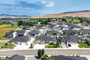 2637 7th St SE, East Wenatchee, WA 98802 - Photo 37