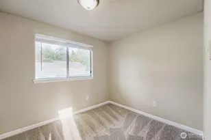 10311 D St E, Tacoma, WA 98445 - Photo 15