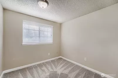 10311 D Street E, Tacoma, WA 98445 - Photo 13