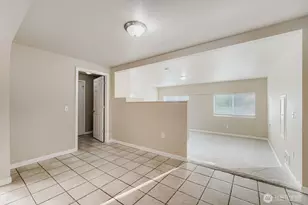 10311 D St E, Tacoma, WA 98445 - Photo 9