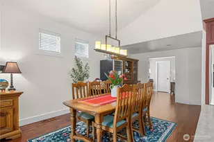 5129 W Tapps Dr E, Lake Tapps, WA 98391 - Photo 11