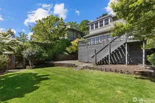 938 18th Ave E, Seattle, WA 98112 - Photo 29