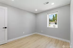 14402 Washington Ave SW, Lakewood, WA 98498 - Photo 13