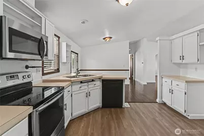 8619 180th Way SW, Rochester, WA 98257 - Photo 15