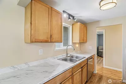 4718 S Victor Street, Seattle, WA 98178 - Photo 9