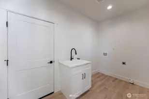 225 W Linden Ave, Moses Lake, WA 98837 - Photo 35