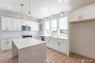 225 W Linden Ave, Moses Lake, WA 98837 - Photo 9