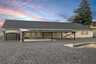 225 W Linden Ave, Moses Lake, WA 98837 - Photo 3