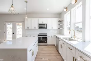 225 W Linden Ave, Moses Lake, WA 98837 - Photo 5