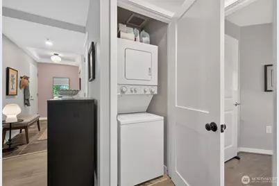 200 W Comstock Street #102, Seattle, WA 98119 - Photo 19