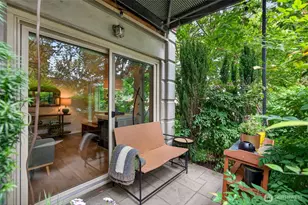200 W Comstock St, Seattle, WA 98119 - Photo 21
