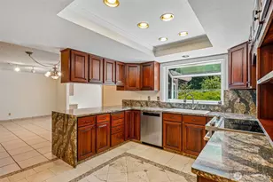 884 Kamus Pl, Fox Island, WA 98333 - Photo 9