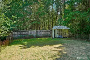 884 Kamus Pl, Fox Island, WA 98333 - Photo 33