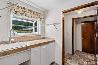 884 Kamus Place, Fox Island, WA 98333 - Photo 23