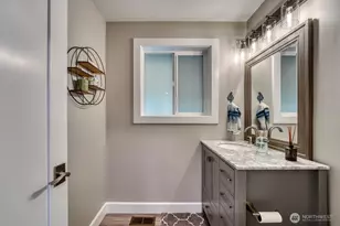 10612 34th St Ct NW, Gig Harbor, WA 98335 - Photo 5