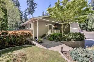 10612 34th St Ct NW, Gig Harbor, WA 98335 - Photo 3