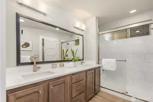 9720 NE Lofgren Rd, Bainbridge Island, WA 98110 - Photo 17