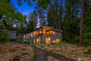9720 NE Lofgren Rd, Bainbridge Island, WA 98110 - Photo 1