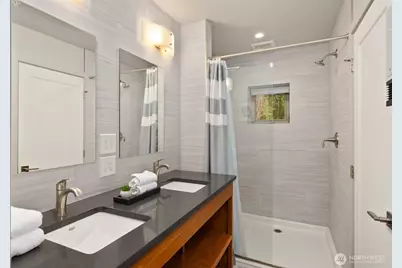 9720 NE Lofgren Road, Bainbridge Island, WA 98110 - Photo 29