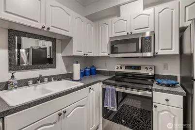801 N Rainier Avenue #F231, Renton, WA 98057 - Photo 7
