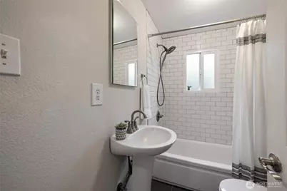 3915 N 11th Street, Tacoma, WA 98406 - Photo 29