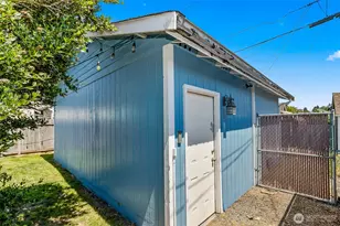 2423 Chestnut St, Everett, WA 98201 - Photo 33