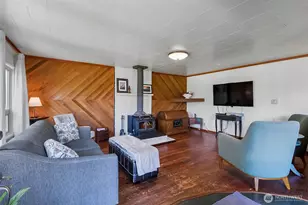 2423 Chestnut St, Everett, WA 98201 - Photo 5