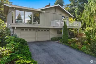 4731 NE 201st Pl, Lake Forest Park, WA 98155 - Photo 3
