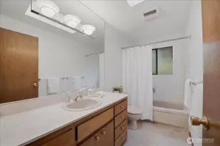 4731 NE 201st Pl, Lake Forest Park, WA 98155 - Photo 23