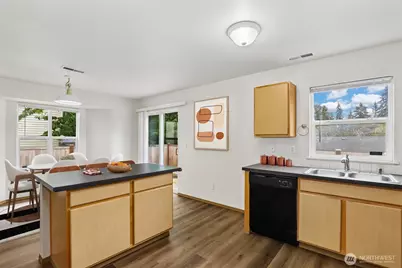 9422 150th Street Ct E, Puyallup, WA 98375 - Photo 13
