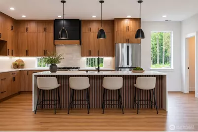 781 W Clear Lake Drive, Shelton, WA 98584 - Photo 5