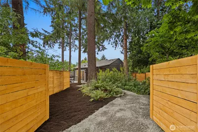 12520 24th Avenue NE, Seattle, WA 98125 - Photo 29