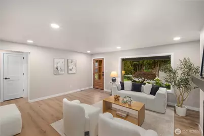 12520 24th Avenue NE, Seattle, WA 98125 - Photo 9