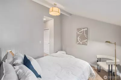 12520 24th Avenue NE, Seattle, WA 98125 - Photo 15
