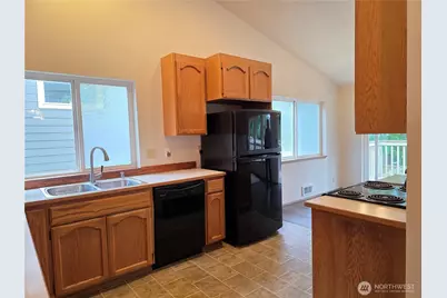 384 Selkirk Drive, Camano Island, WA 98282 - Photo 15