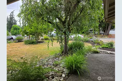 384 Selkirk Drive, Camano Island, WA 98282 - Photo 3