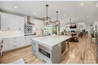 3916 Waller Road E, Tacoma, WA 98443 - Photo 15