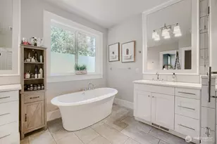 3916 Waller Rd E, Tacoma, WA 98443 - Photo 21